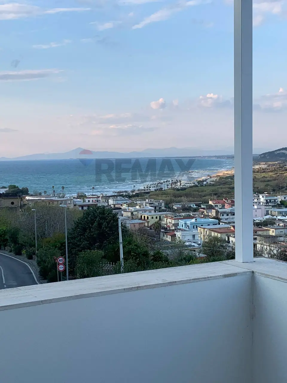 Appartamento in Affitto a Monte di Procida