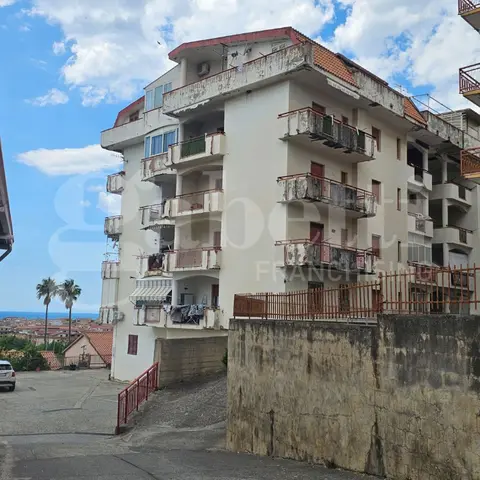 Appartamento in Via P. Bergamo 1, Scalea (CS)