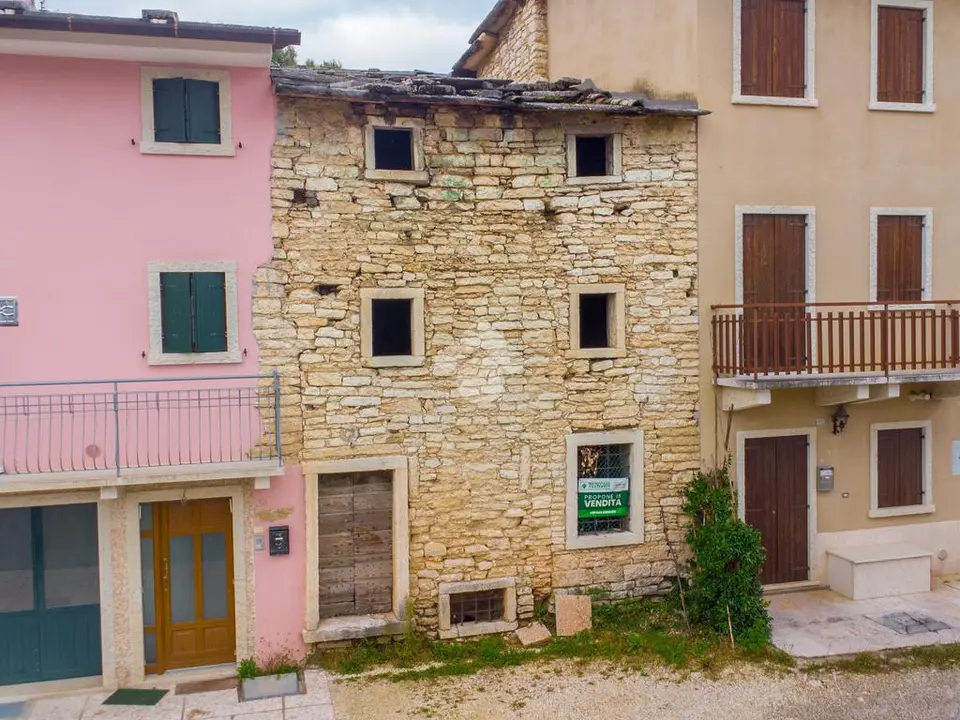 Rustico in vendita a Sant'Anna D'Alfaedo