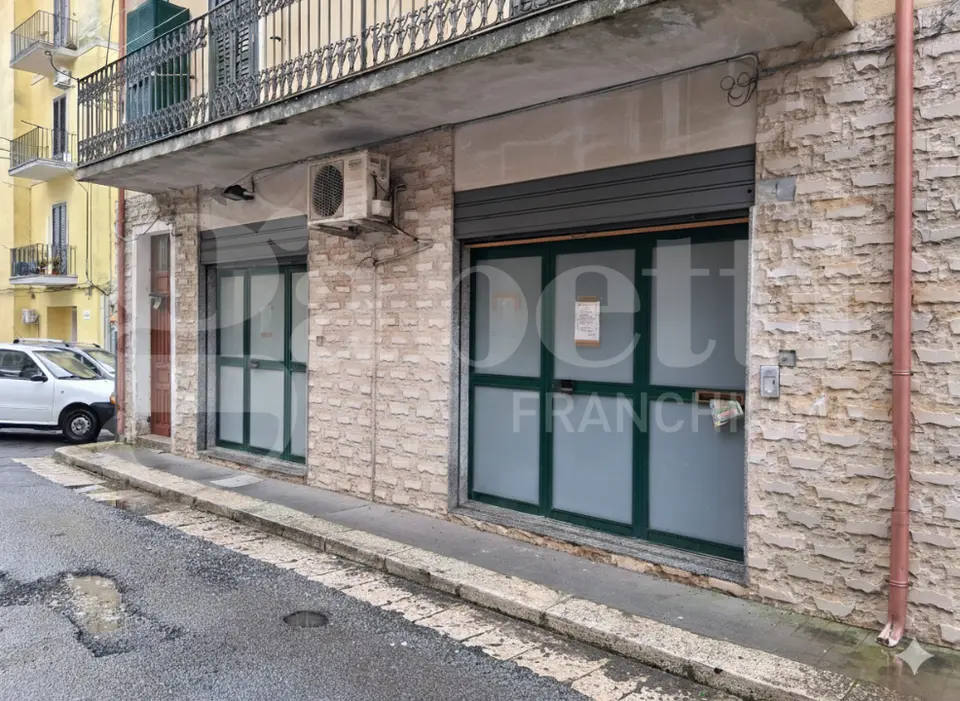 Magazzino in Via Ciullo D'Alcamo 4, Ragusa (RG)