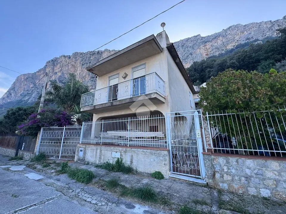 Villa singola in vendita a Carini
