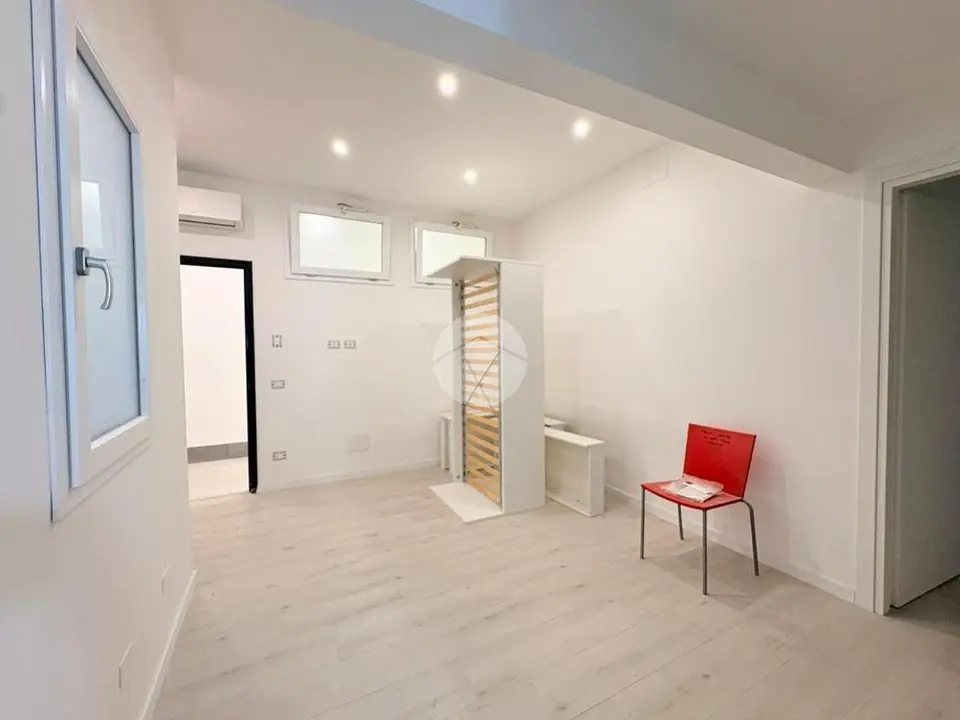 Trilocale in affitto a Palermo