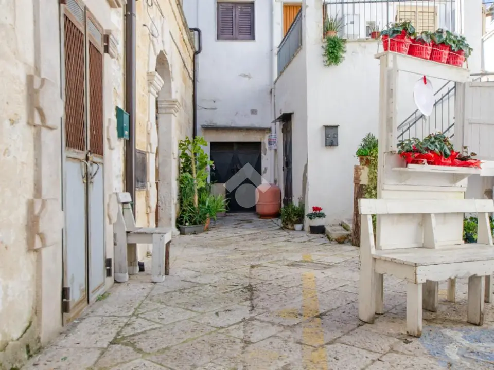 Casa indipendente in vendita a Gioia Del Colle