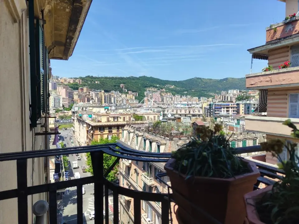 Bilocale in vendita a Genova