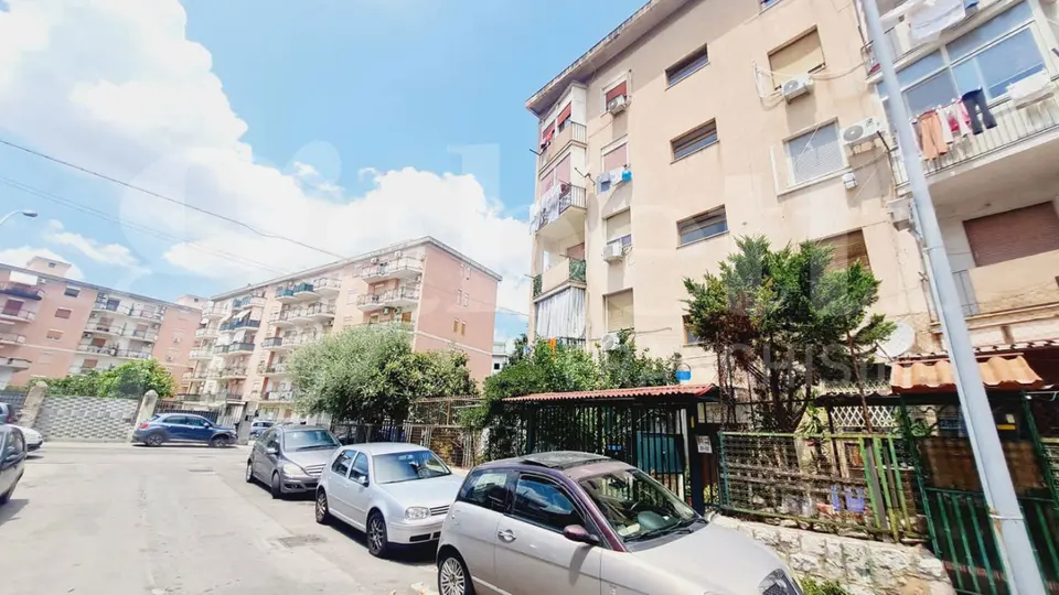Appartamento in Largo del Pettirosso, Palermo (PA)