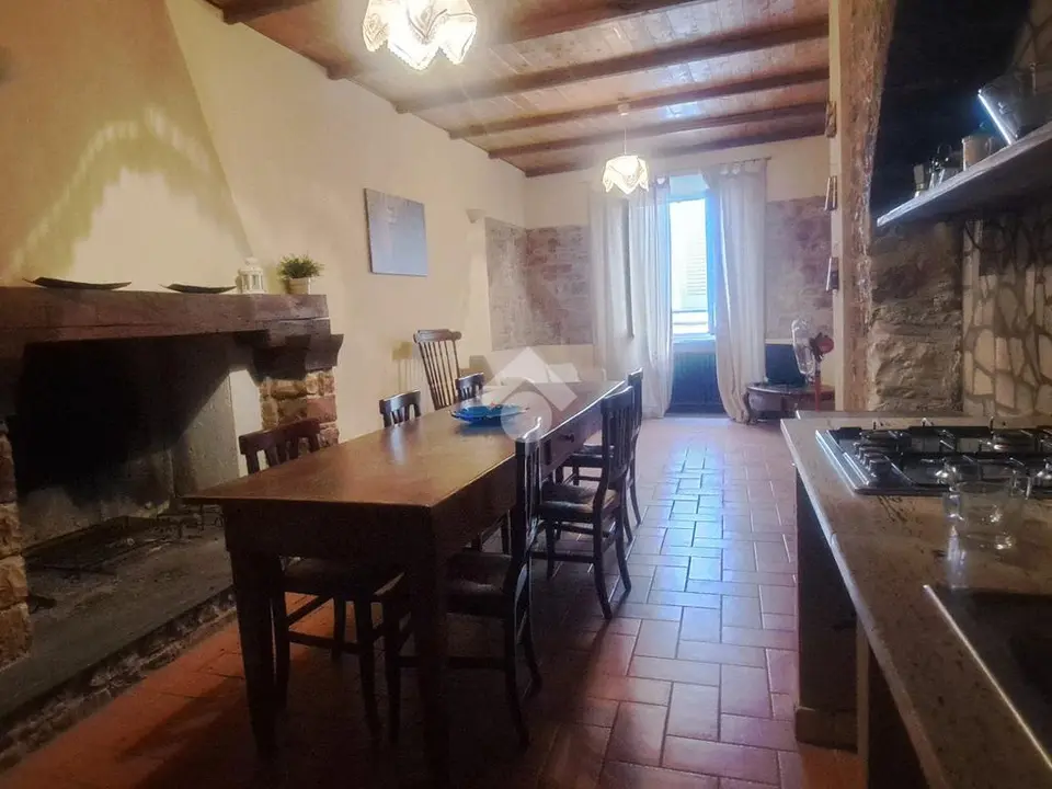 Casa semindipendente in vendita a Spello