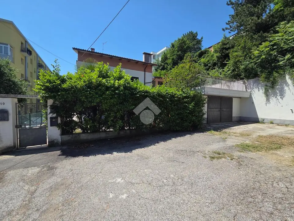 Quadrilocale in vendita a Muggia
