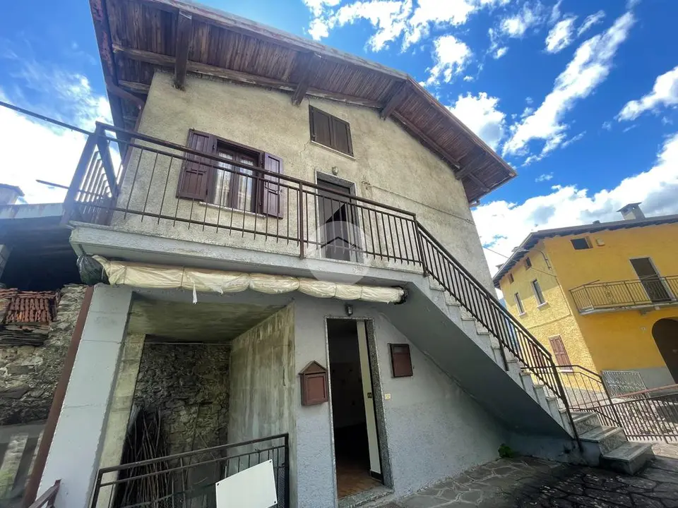 Casa indipendente in vendita a Malonno