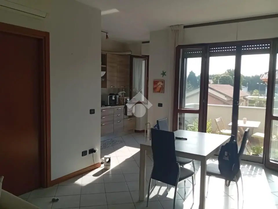 Trilocale in affitto a Corbetta