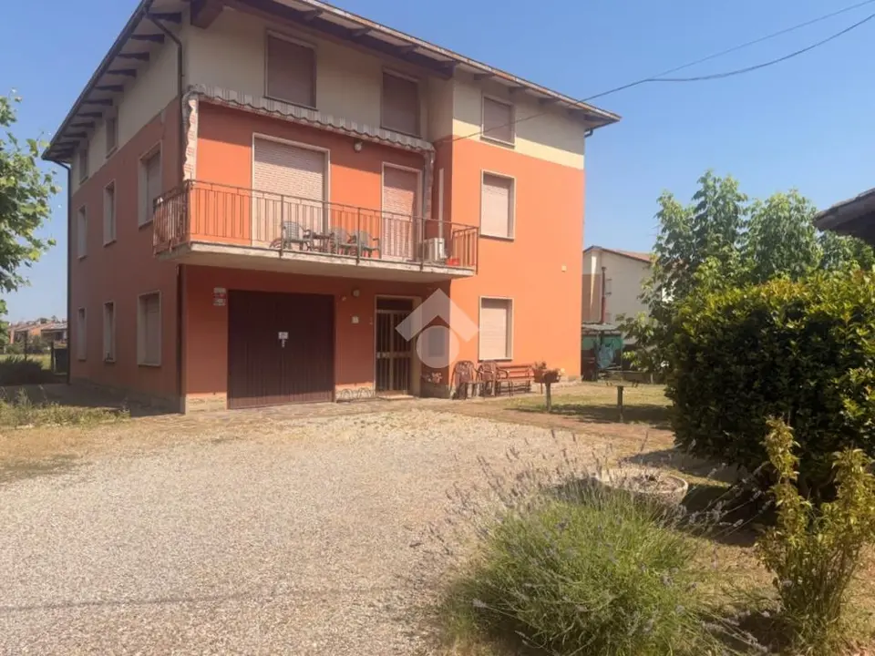 Casa indipendente in vendita a Budrio