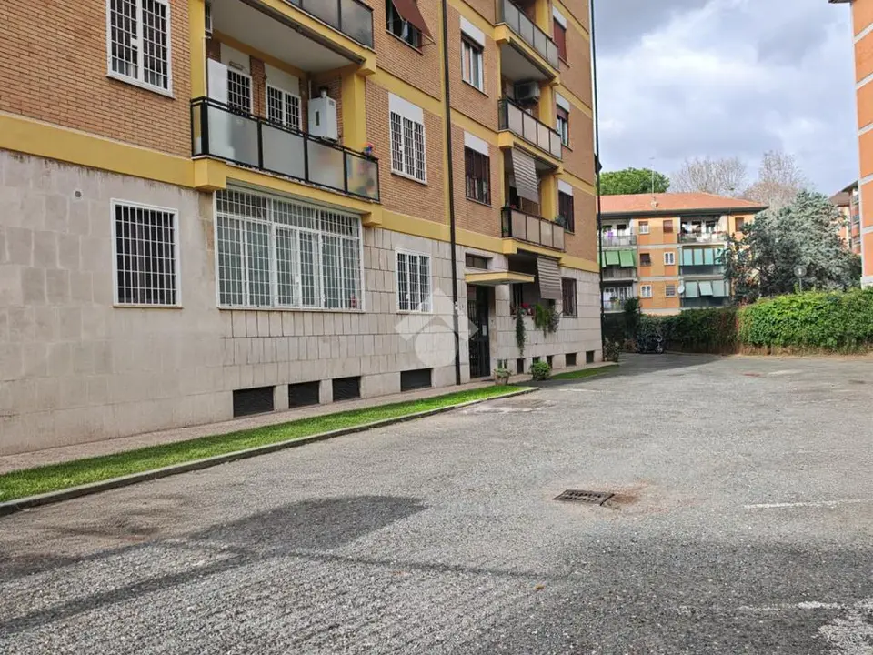 Quadrilocale in vendita a Roma