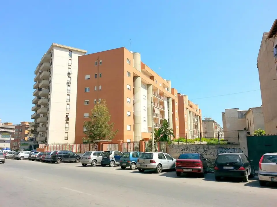 Quadrilocale in vendita a Palermo