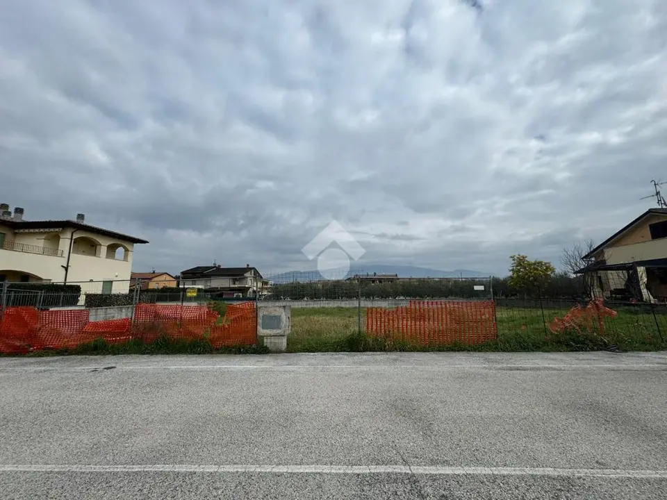 Ter. residenziale in vendita a Cannara