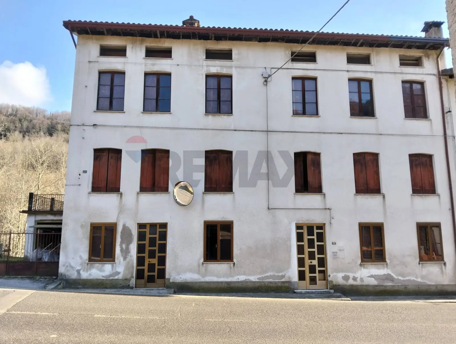 Casa Indipendente in Vendita a Valli del Pasubio