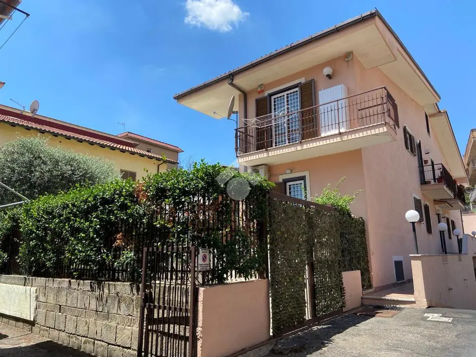 Quadrilocale in vendita a Roma