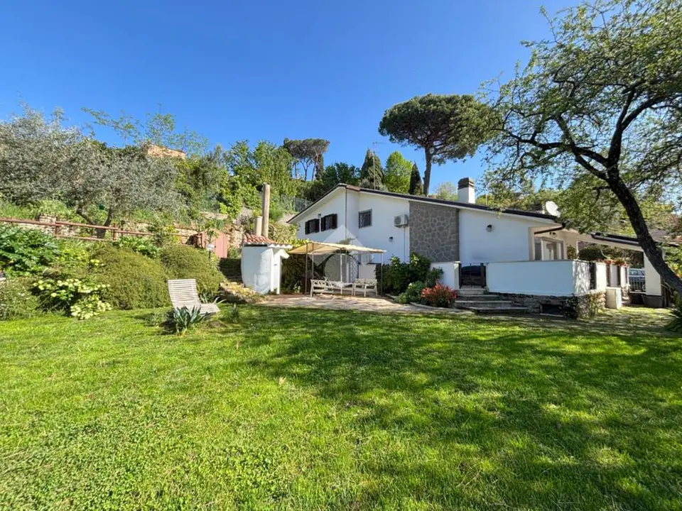 Villa singola in vendita a Genzano Di Roma