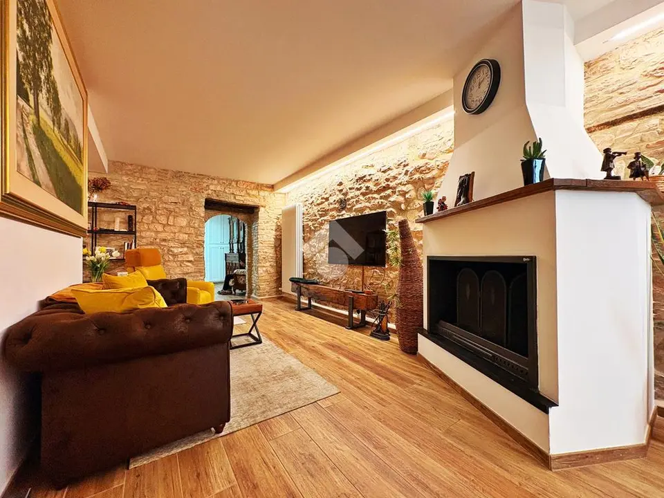 Casa semindipendente in vendita a Gualdo Tadino