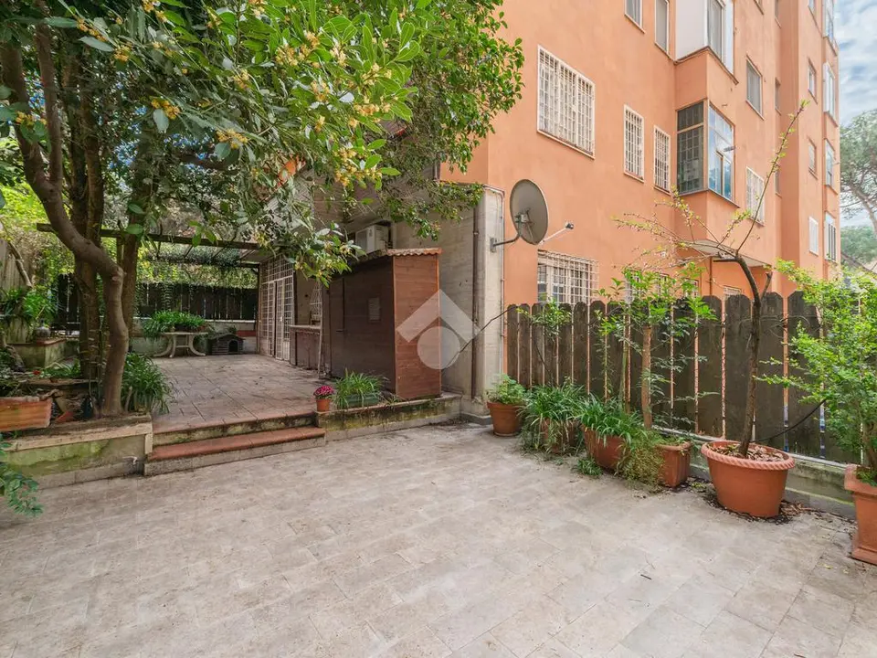 Quadrilocale in vendita a Roma