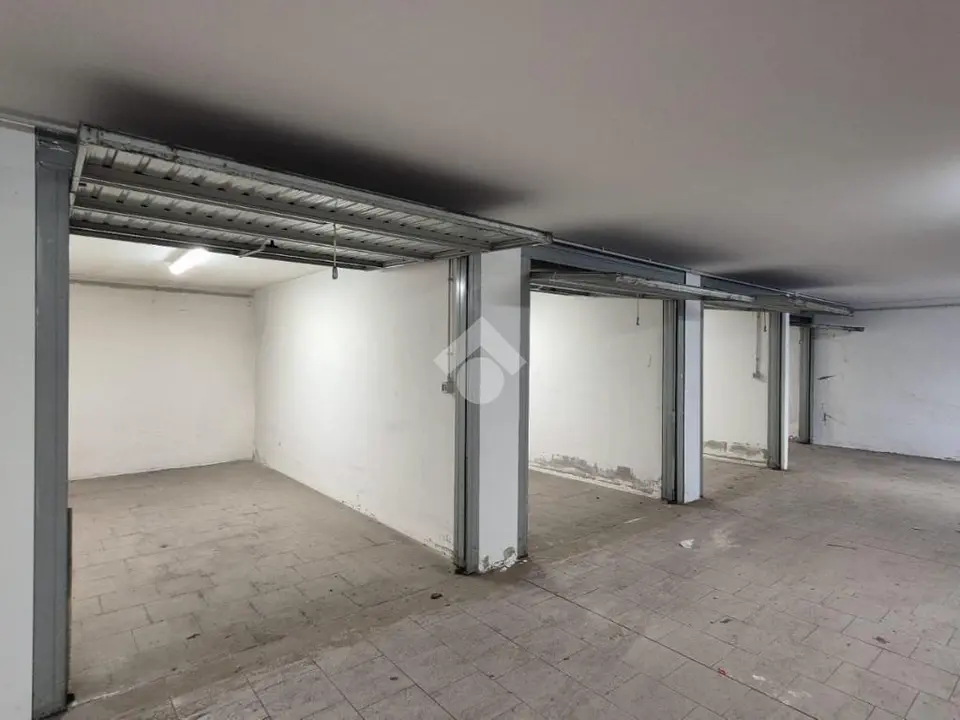 Box / posti auto in vendita a Venezia