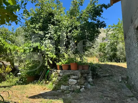 Casa Indipendente in via pella 43, Formia (LT)