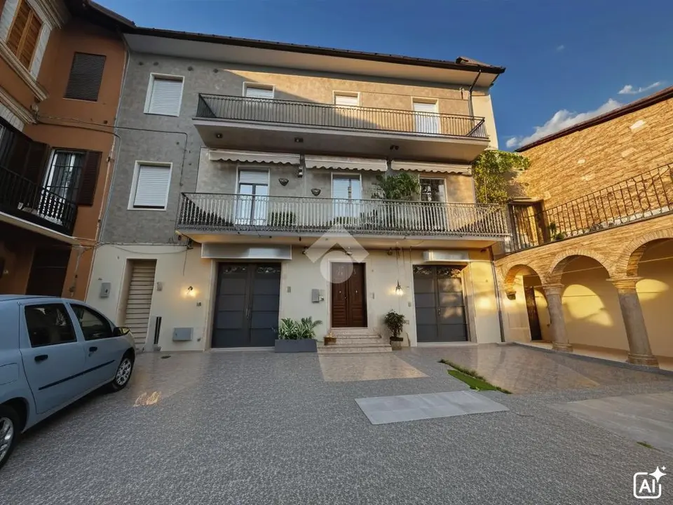5 locali in vendita a Assisi