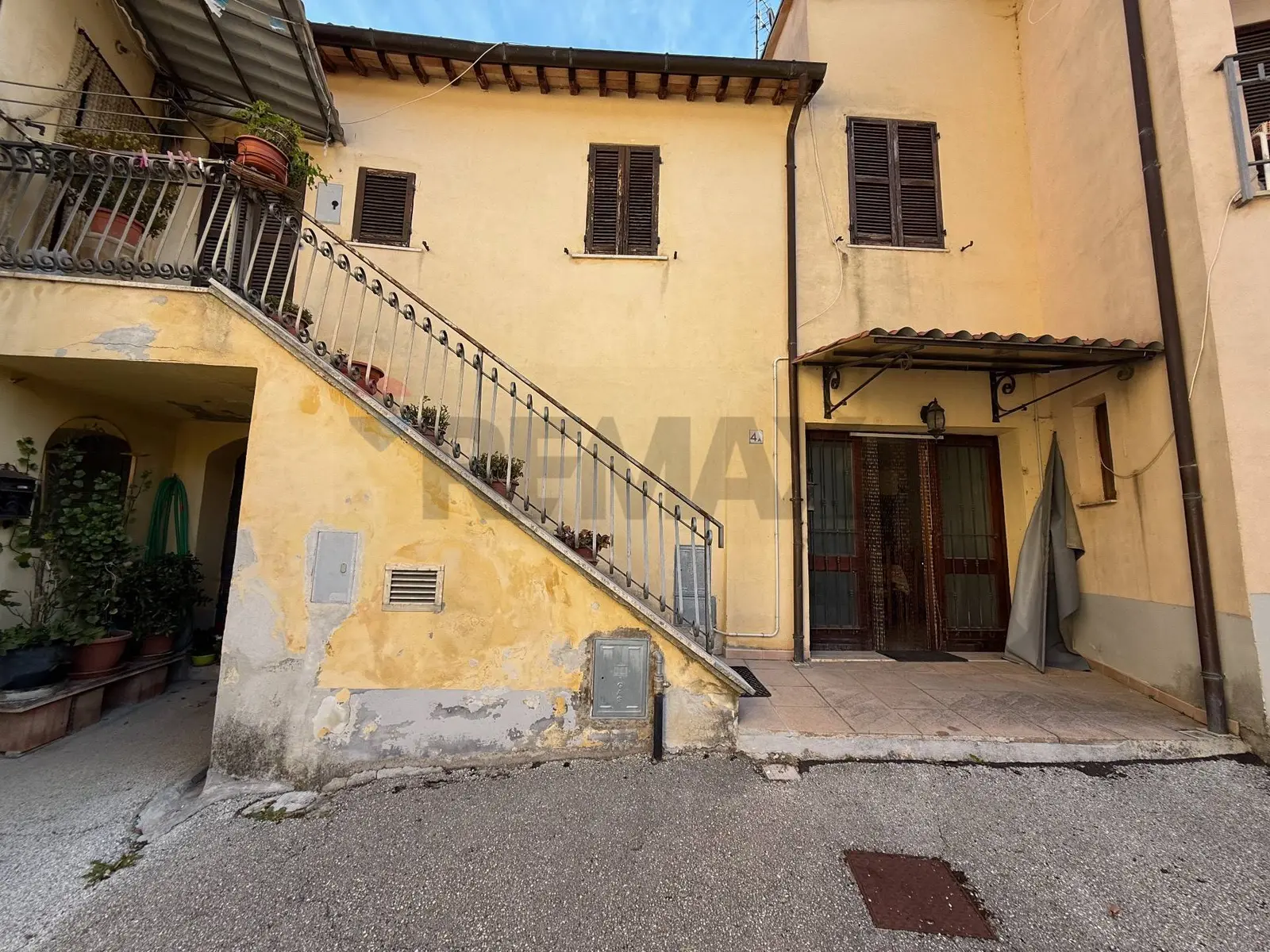 Casa Semindipendente in Vendita a Foligno
