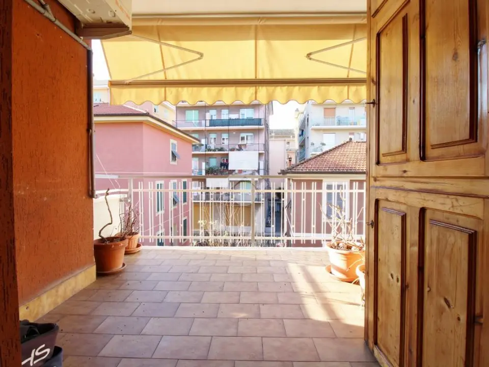 5 locali in vendita a Chiavari