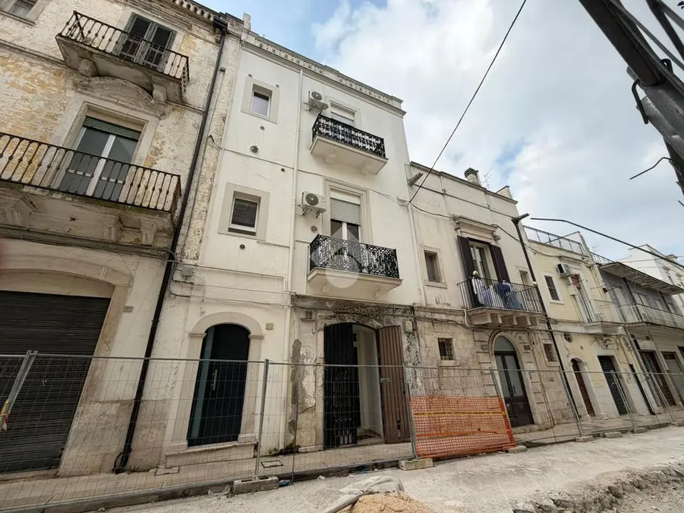 Casa indipendente in vendita a Gioia Del Colle