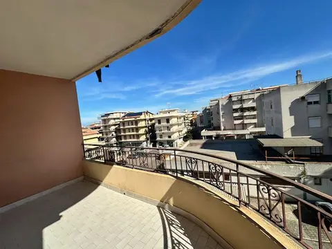 Appartamento in VIA MEDAGLIA D'ORO LORENZO CUTUGNO 27, Barcellona Pozzo di Gotto (ME)