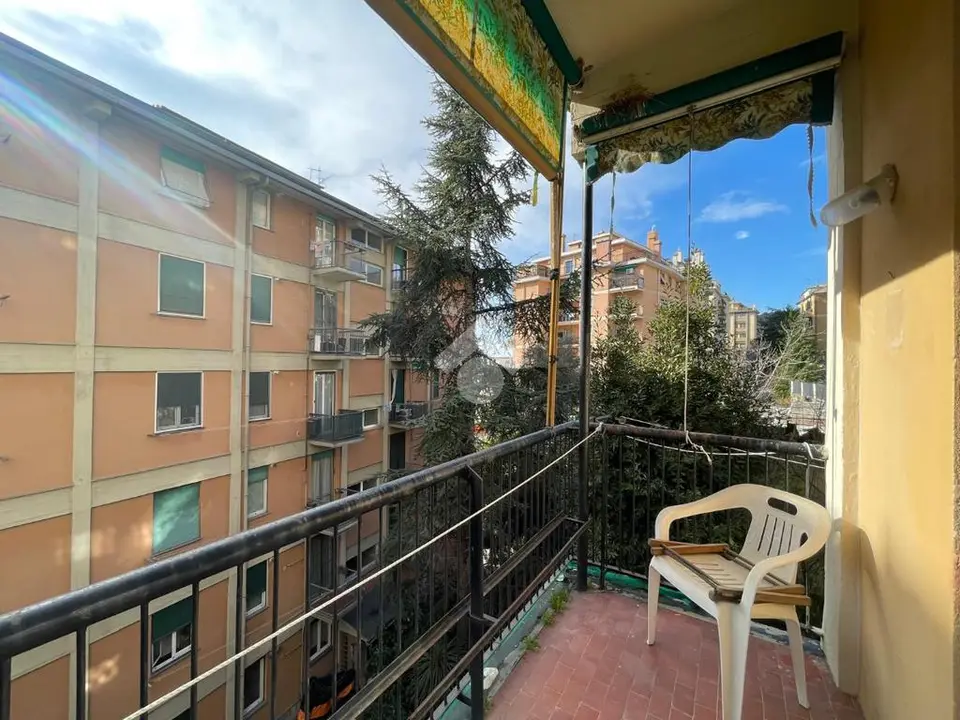 Quadrilocale in vendita a Genova