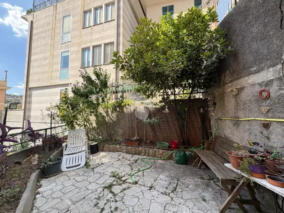 Quadrilocale in vendita a Genova