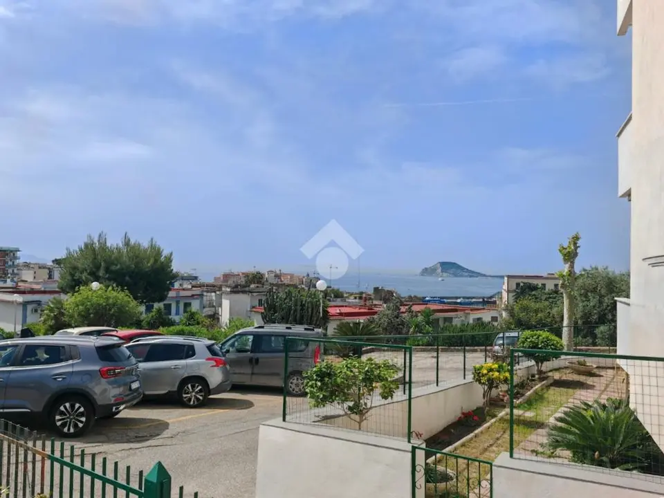 Trilocale in vendita a Pozzuoli