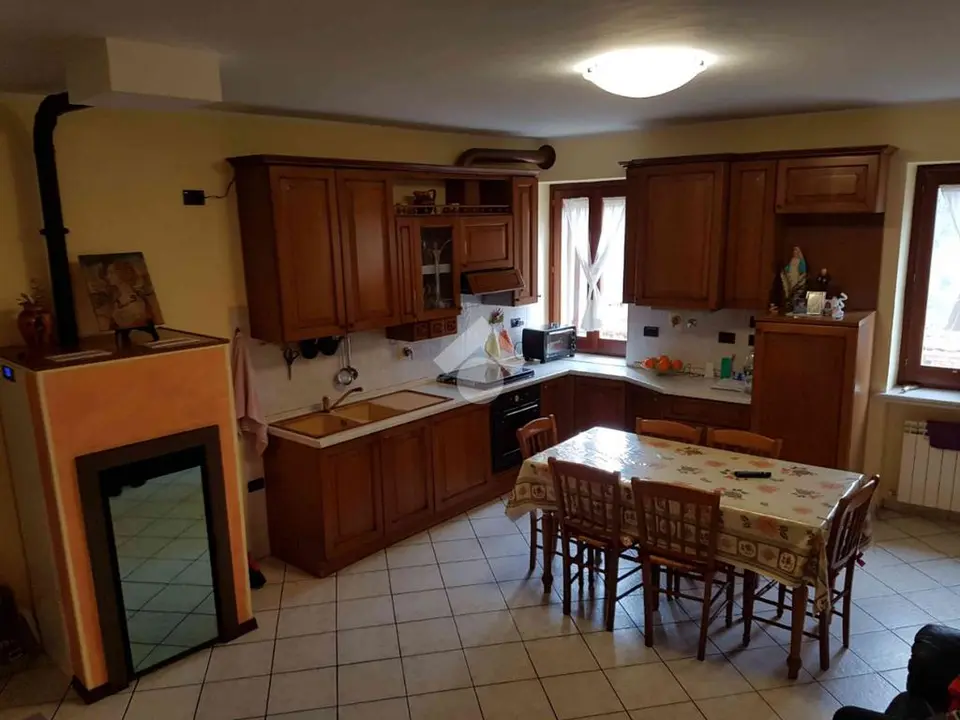 Casa semindipendente in vendita a Cannara