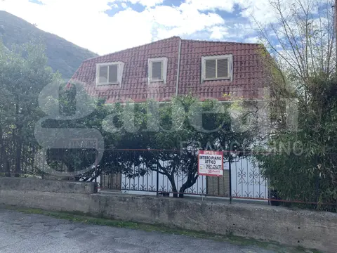 Appartamento in VIA VENETO 13, Fiumefreddo Bruzio (CS)