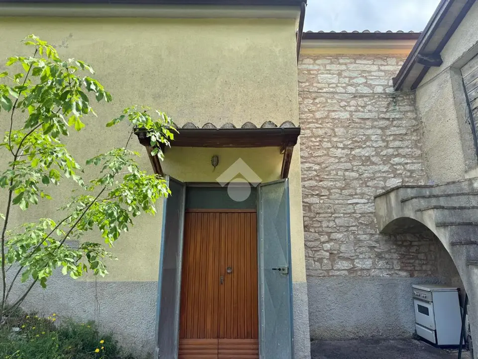 Villa singola in vendita a Scheggia E Pascelupo