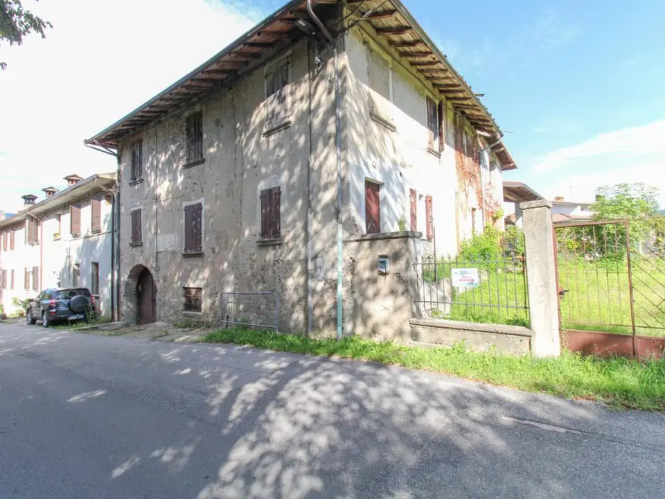 Rustico in vendita a Sabbio Chiese