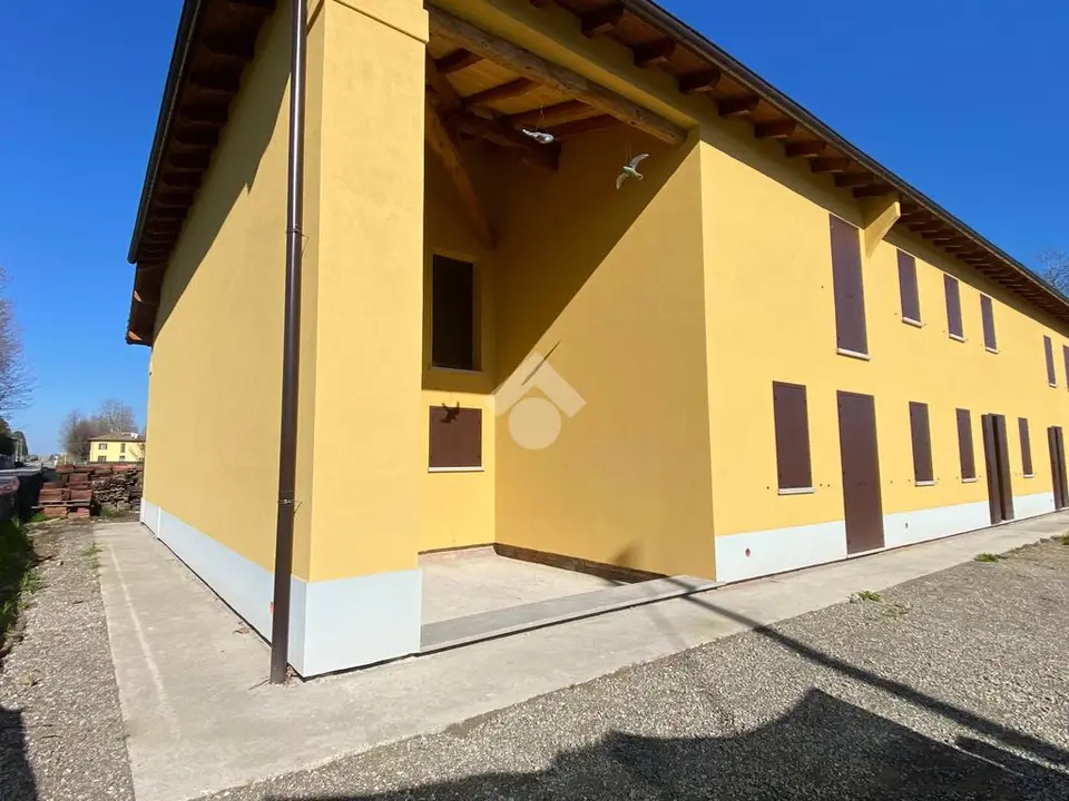 Casa semindipendente in vendita a Budrio