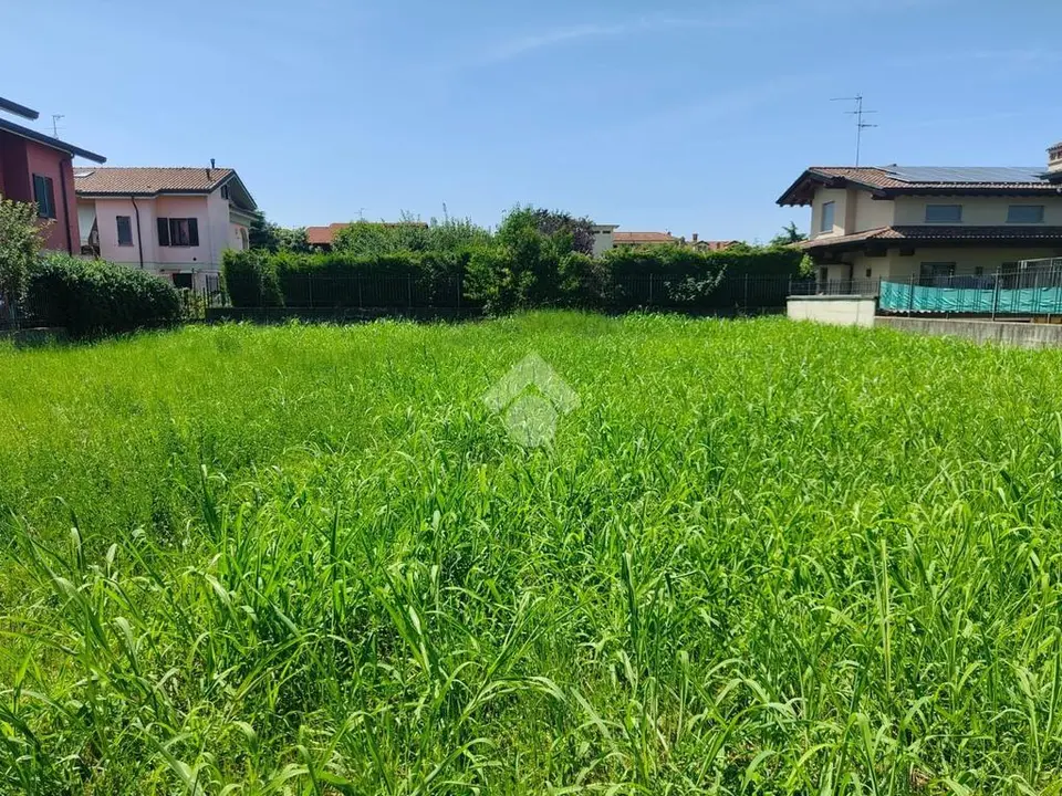 Ter. residenziale in vendita a Fara Gera D'Adda