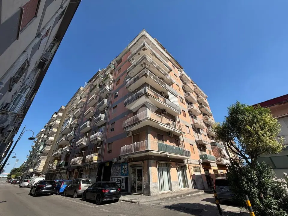 6 locali in vendita a Pagani