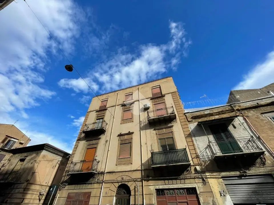 5 locali in affitto a Palermo