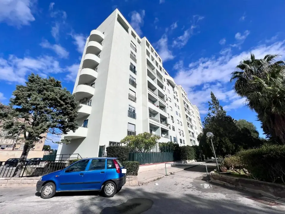 5 locali in vendita a Palermo