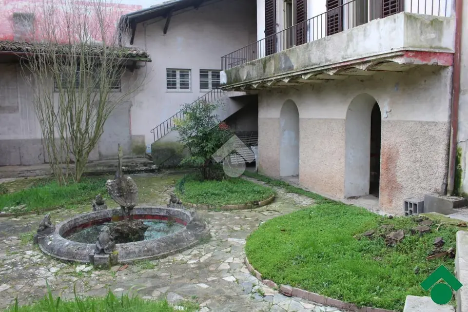 Palazzina in vendita a Cannara