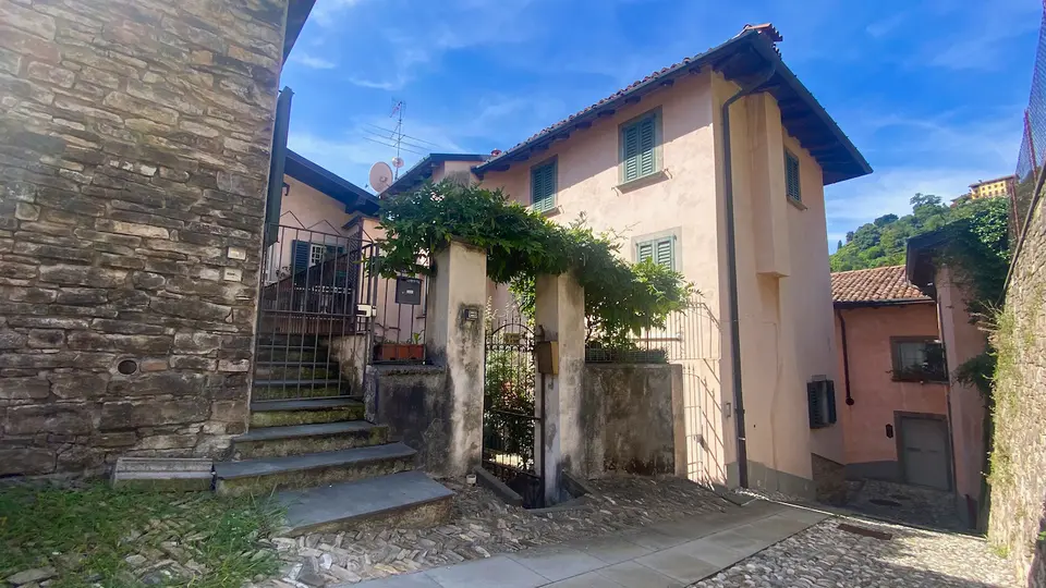 Appartamento in VIA BORGO CANALE  25, Bergamo (BG)
