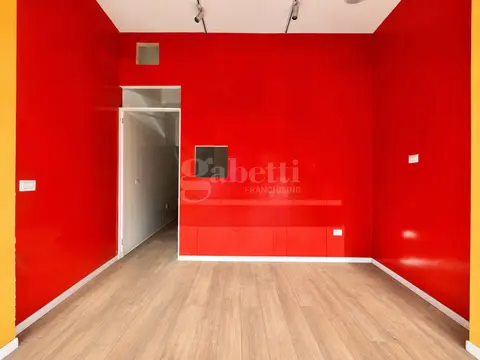 Negozio in VIA ALESSANDRO MANZONI 69, Napoli (NA)