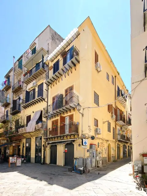 Quadrilocale in affitto a Palermo