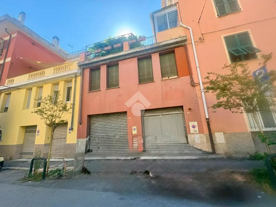Bilocale in vendita a Genova