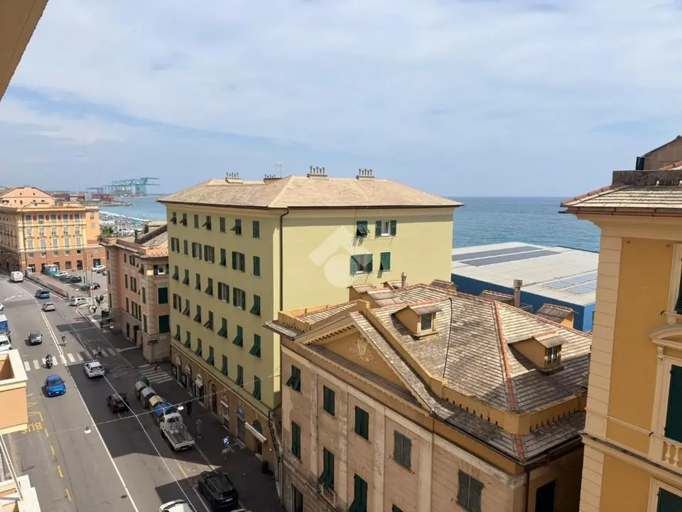 Quadrilocale in vendita a Genova