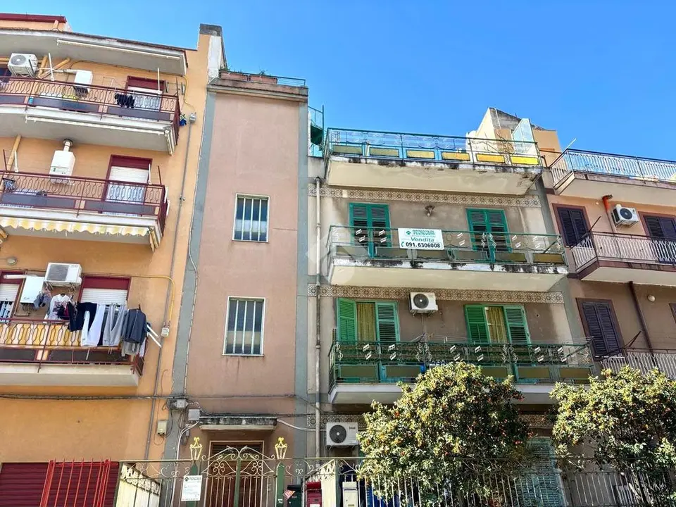 Quadrilocale in vendita a Palermo