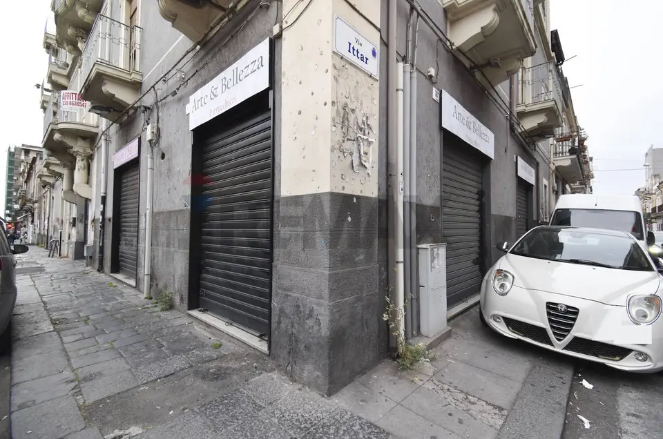 Negozio in Affitto a Catania