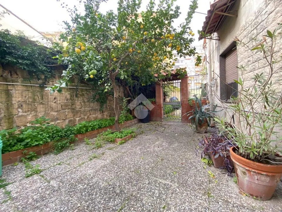 Villa singola in affitto a Napoli